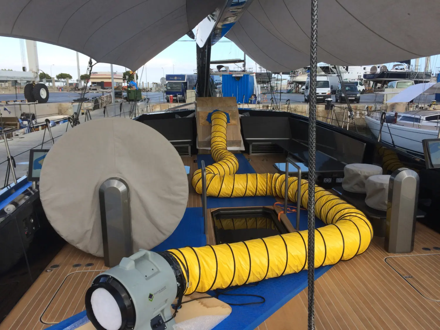 Yacht-Refit durch Azur Oberflächen GmbH