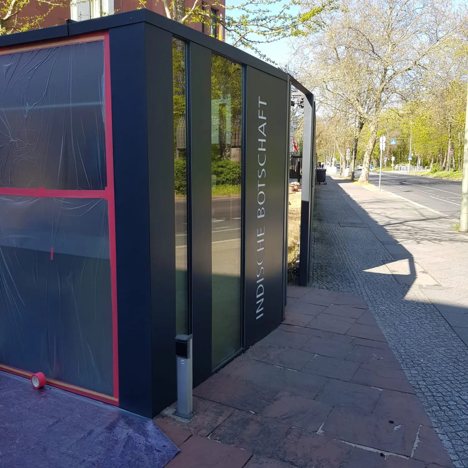 Komplettlackierungen vor Ort durch Azur Oberflächen GmbH