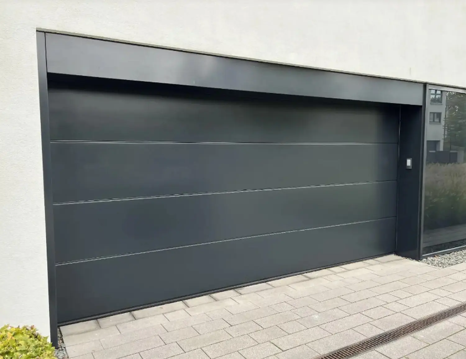 Komplettlackierungen vor Ort durch Azur Oberflächen GmbH
