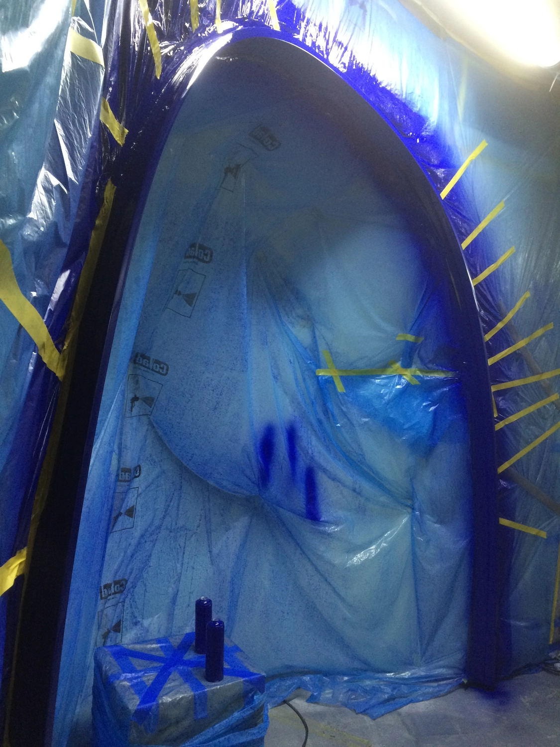 Reparaturen von Oberflächen durch Azur Oberflächen GmbH