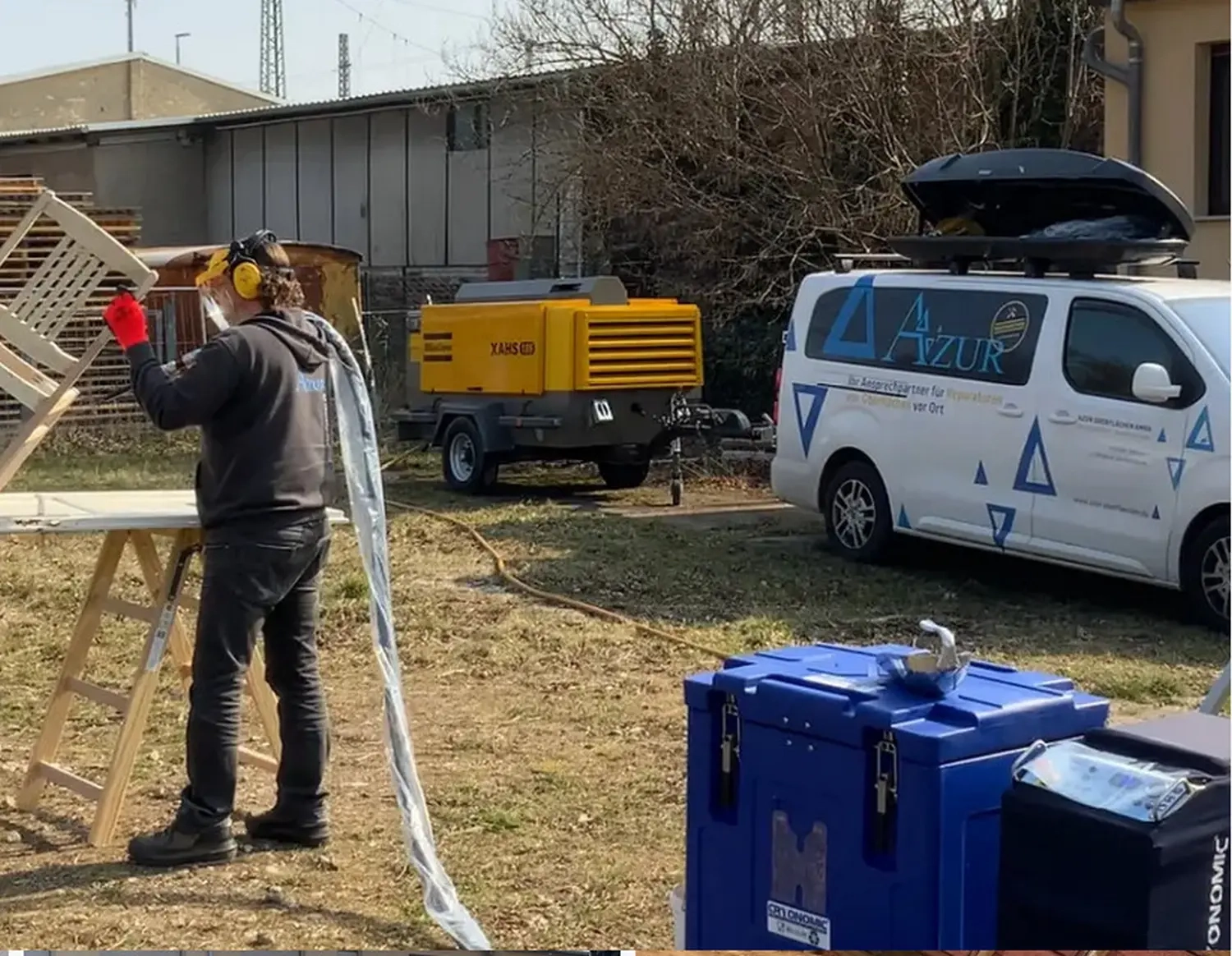 Reparaturen von Oberflächen durch Azur Oberflächen GmbH